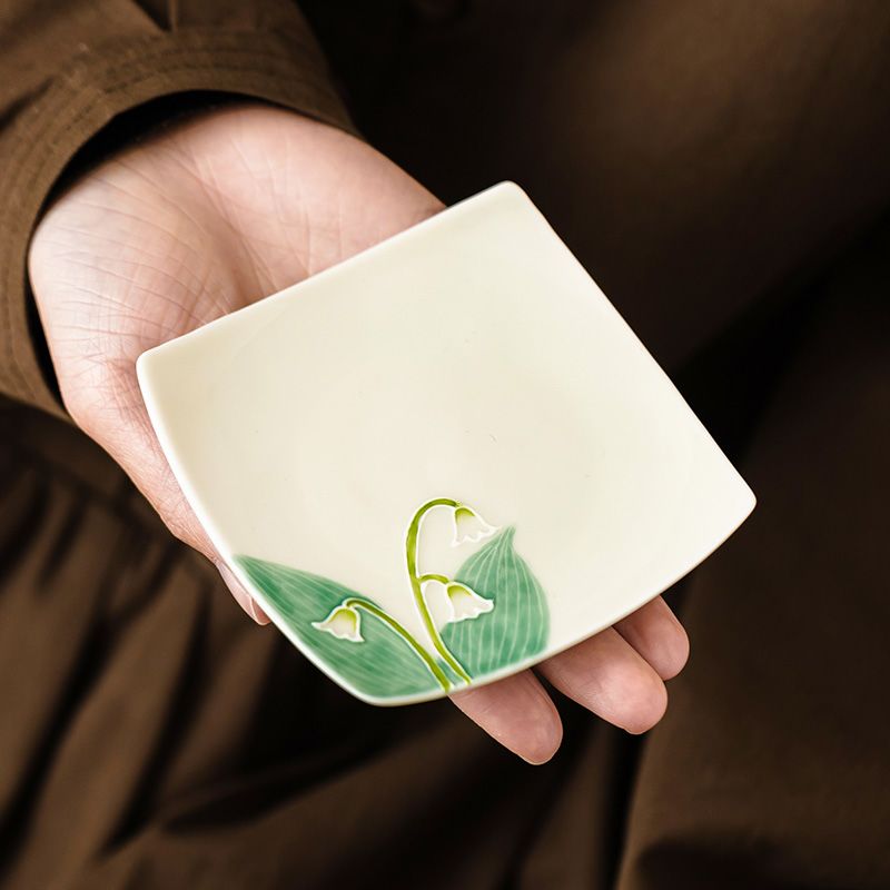 Hand Painted Lily of the Valle - Valley Tea And Coffee recension och pris