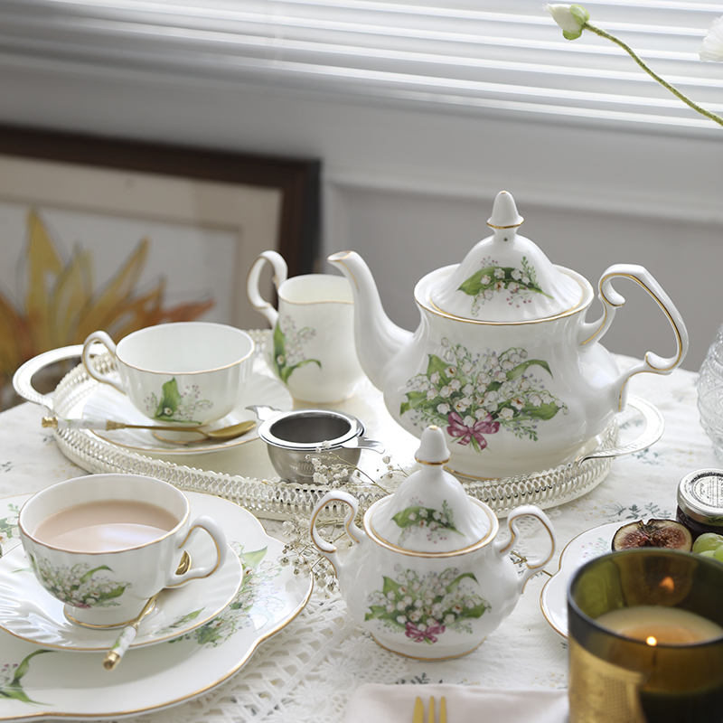 Tea Cup Saucers Lily Valley Se - Valley Tea And Coffee recension och pris