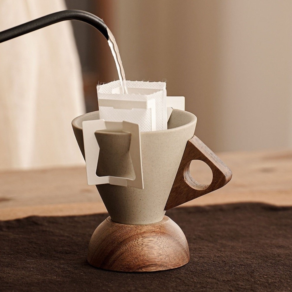 Coarse Ceramic Triangular Cone - Coffee Tea Stand recension och pris